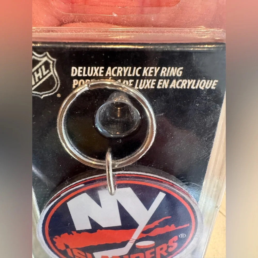 New York Islanders WinCraft Premium Acrylic Core Key Ring – Officially Licensed
